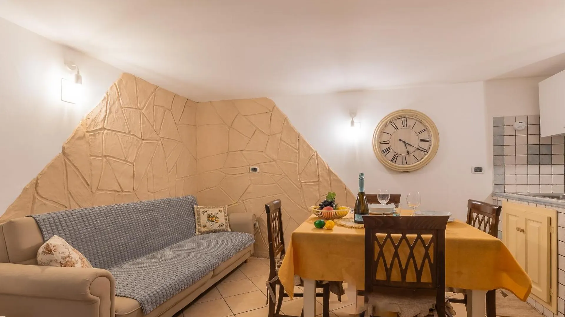 Apartment Fiera House - Happy Rentals Catania