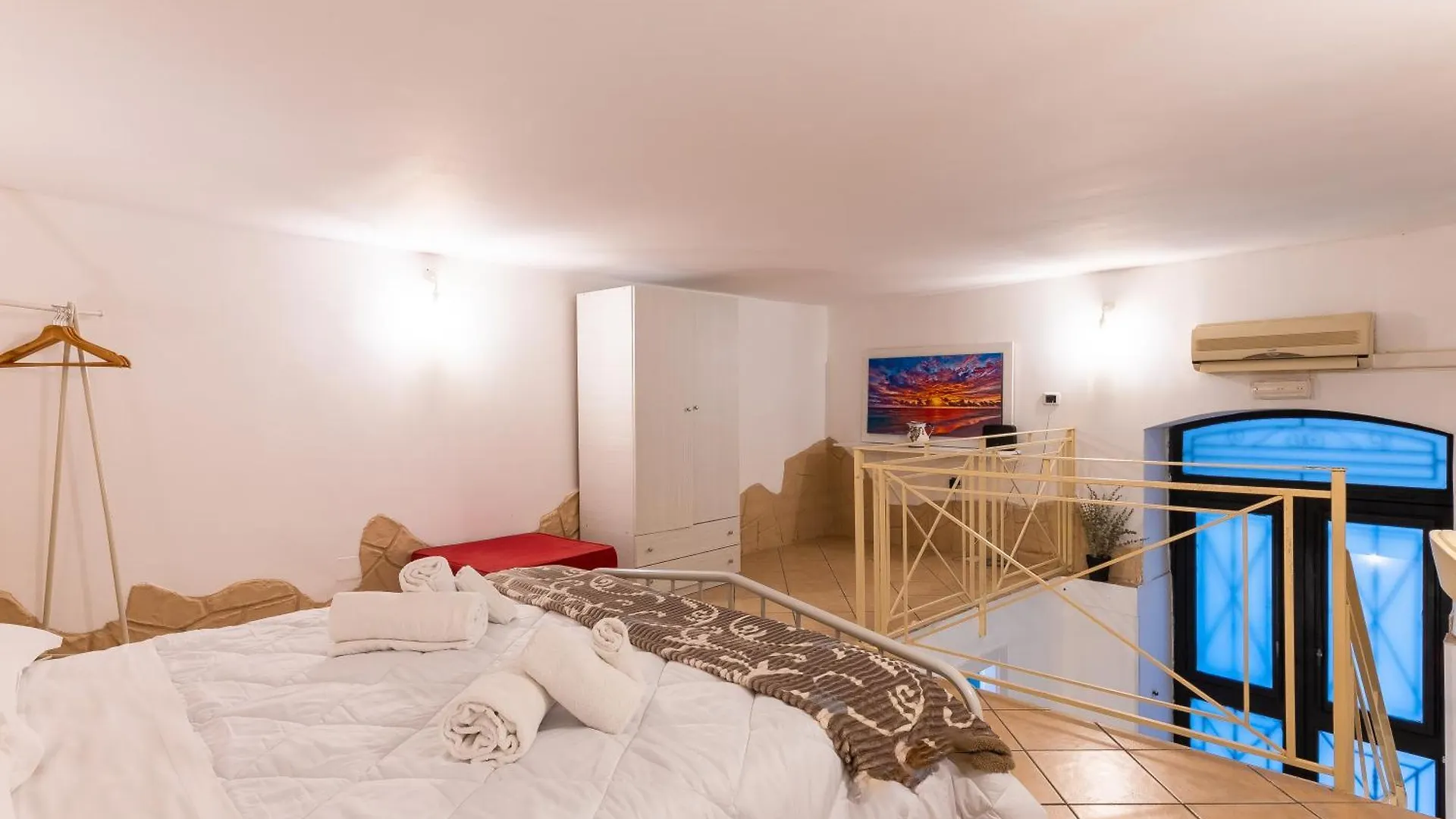 Fiera House - Happy Rentals Catania